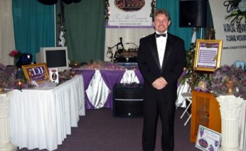 Wes Flint at Bridal Show