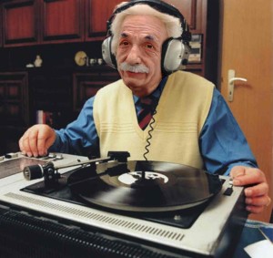 Einstein DJ